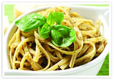 Linguine with Pesto, Green Beans and Potatoes